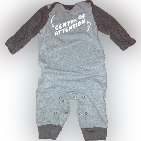 šFREEš Cat & Jack Baby Body Suit Center of Attention 0-3 months - Picture 1 of 2